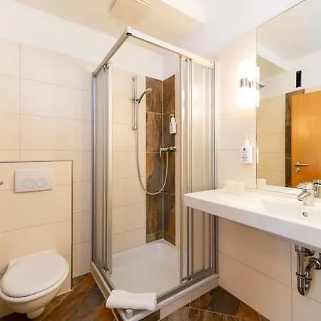 Hotel Hotel Boerdehof, Direkt An Der A2 & A14, Mit Restaurant 3*