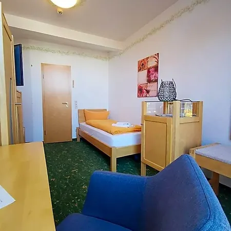 Hotel Boerdehof, Direkt An Der A2 & A14, Mit Restaurant 3* Barleben