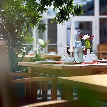 Hotel Hotel Boerdehof, Direkt An Der A2 & A14, Mit Restaurant Barleben