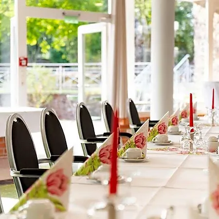 Hotel Boerdehof, Direkt An Der A2 & A14, Mit Restaurant 3* Barleben