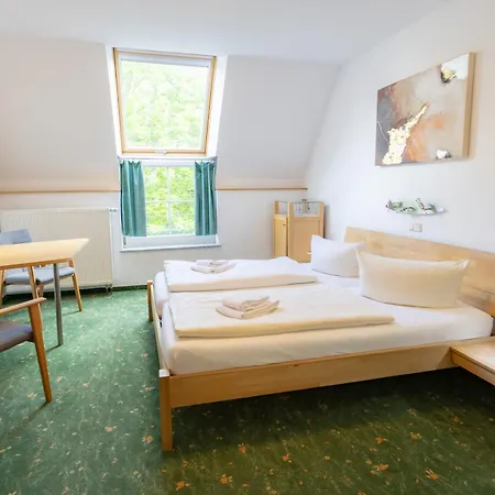 Hotel Boerdehof, Direkt An Der A2 & A14, Mit Restaurant Barleben