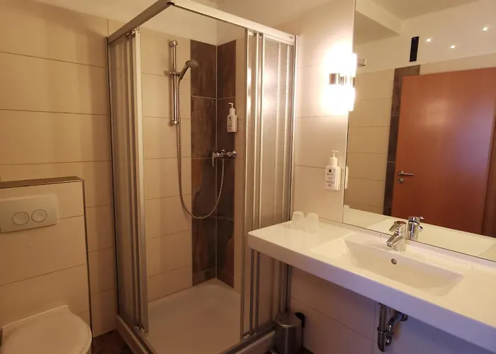 Boerdehof, Direkt An Der A2 & A14, Restaurant, Tagung, Individuell Hotel Barleben