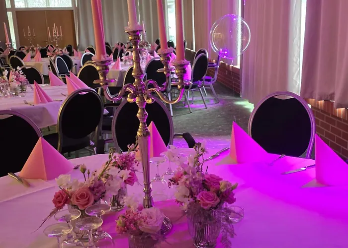 Boerdehof, Direkt An Der A2 & A14, Restaurant, Tagung, Individuell 3* Barleben